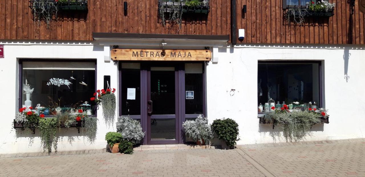 Metras Maja 호텔 Aizpute 외부 사진