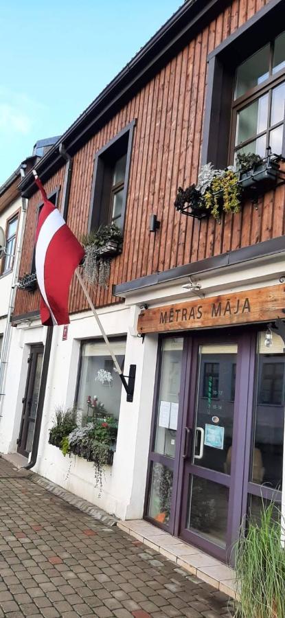 Metras Maja 호텔 Aizpute 외부 사진